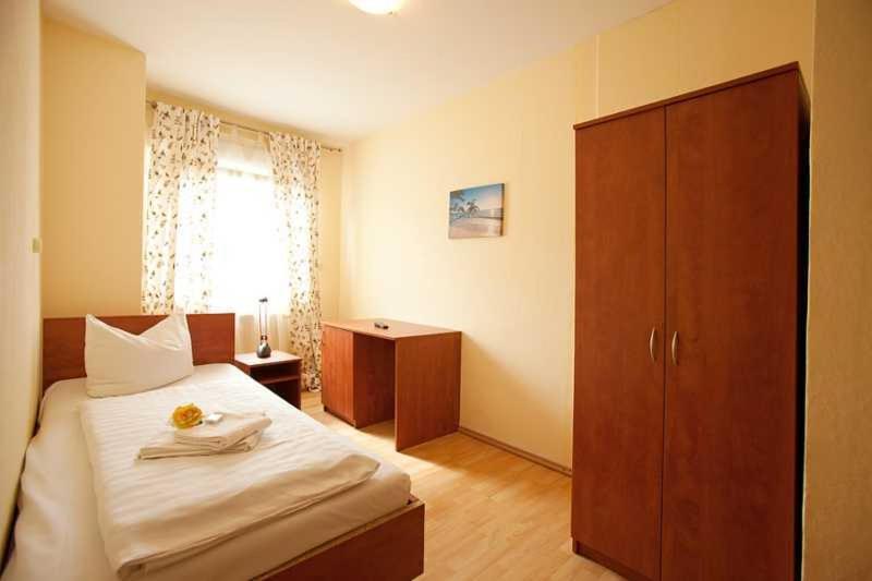Hotel Jasmin Pforzheim Pokoj fotografie