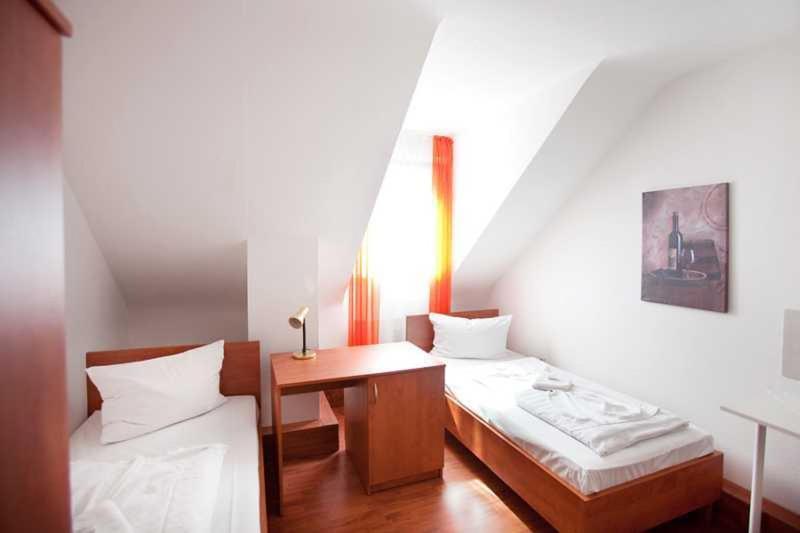 Hotel Jasmin Pforzheim Pokoj fotografie
